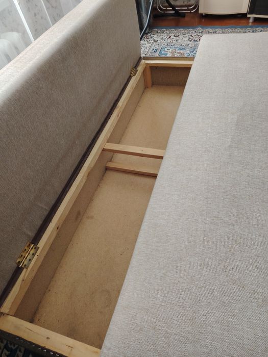 Продам диван-тахту, недорого