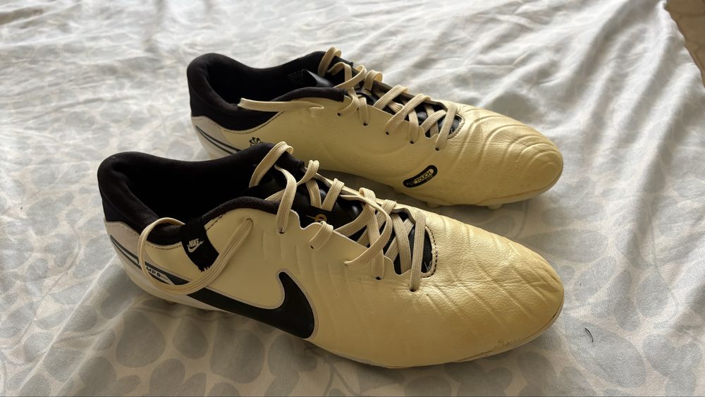 Бутонки Nike Tiempo