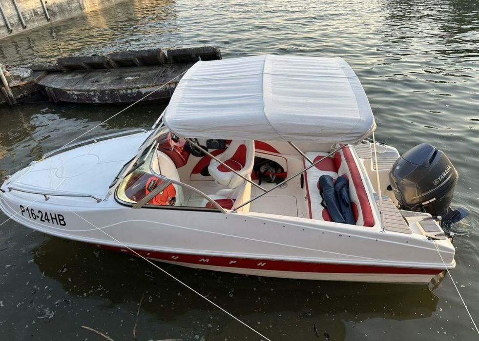 Продаётся Катер Triumph Yamaha 100 лс 4 такта