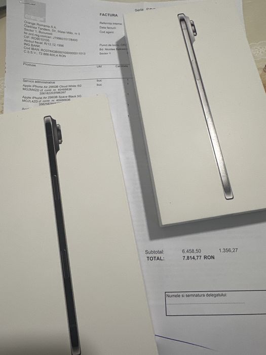Apple iPhone Air 256GB White / Black Sigilat Factura Garantie 2 ani