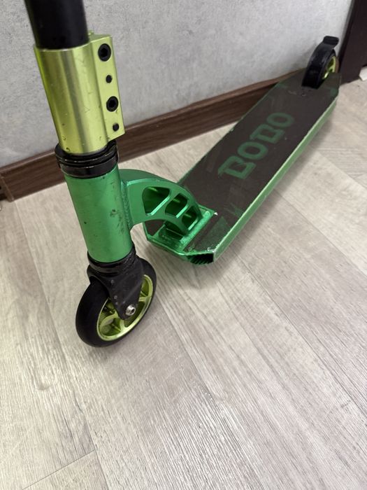 Самокат трюковой