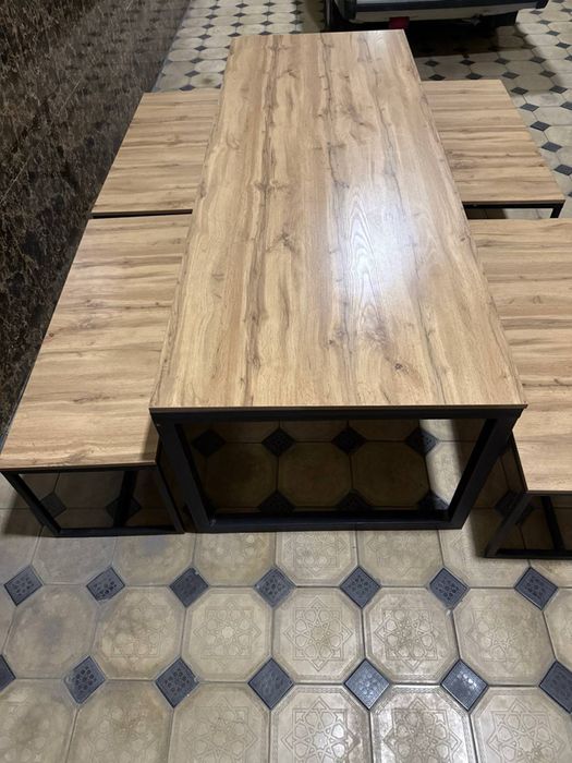 Stol stul Restaranniki sotiladi