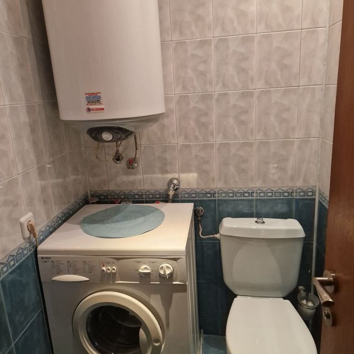 Дава се под наем Тристаен апартамент в Варна, Център - 115 кв.м за 787.95 € - Снимка #9