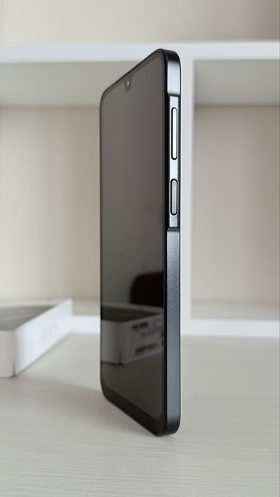 Samsung A17 8 / 256gb