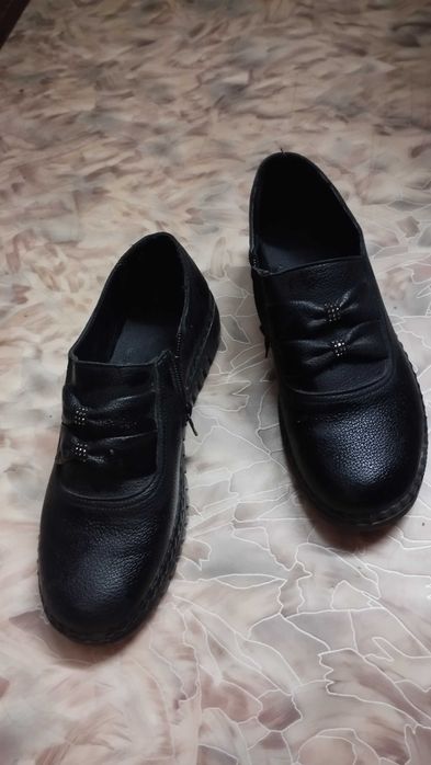 Продаём обувь за 2 тысячи