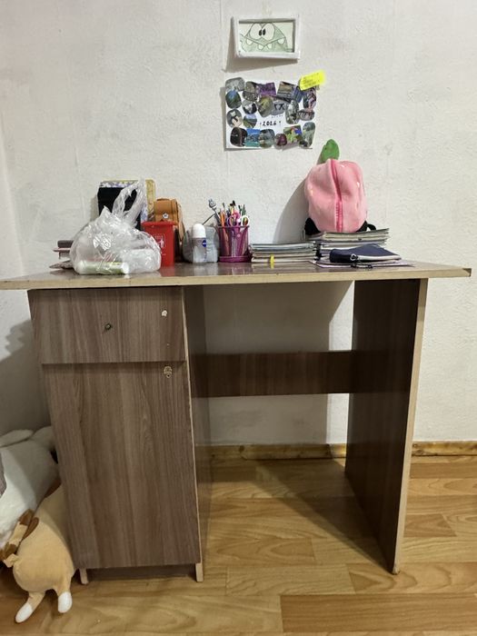 Стол письменный