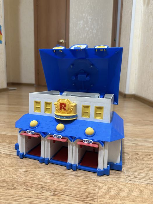 Полли Робокар станция гараж