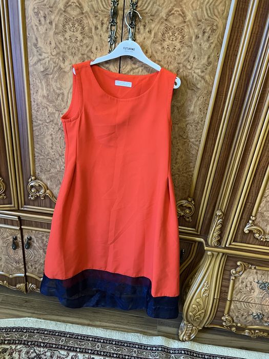 Платья красное