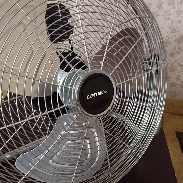 Вентилятор новый CENTEK  CT 5030. Мощный