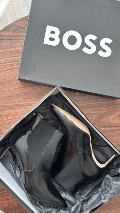 Продам обувь 36 рр