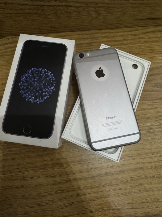 iPhone 6 идеал, все родное, экран без царапин
