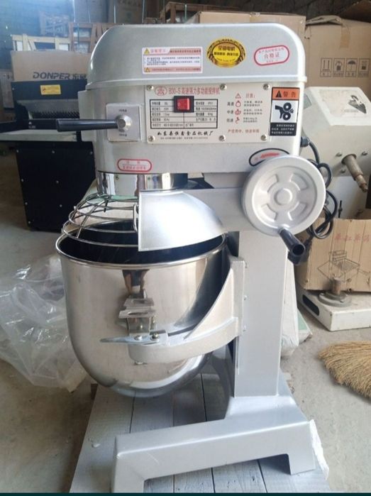 Mikser aparat hamir qoradigan miksir