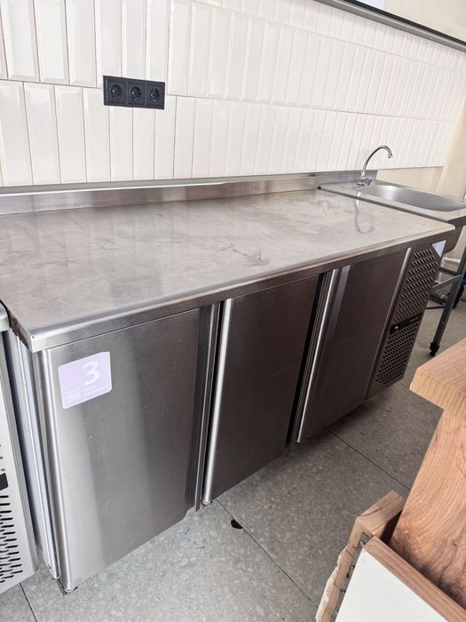 Стол холодильный polair