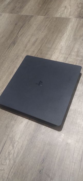 PS4 akkaunti bilan, 2 terabayt xotiraga ega