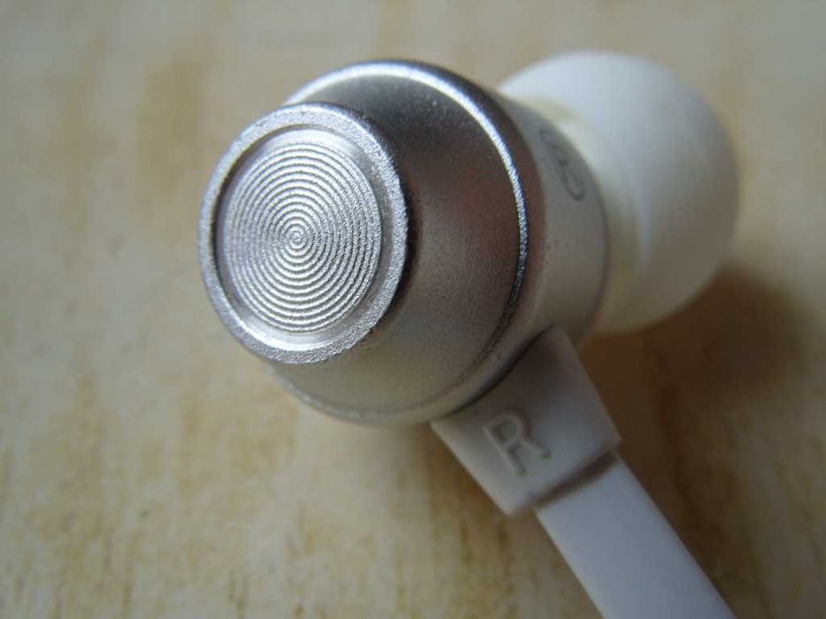 Безжични Bluetooth спортни слушалки Smorss