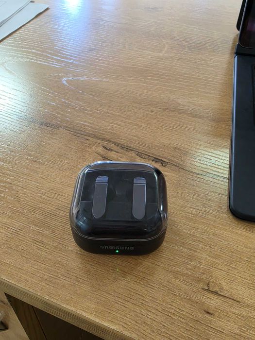 Samsung galaxy airbuds 4