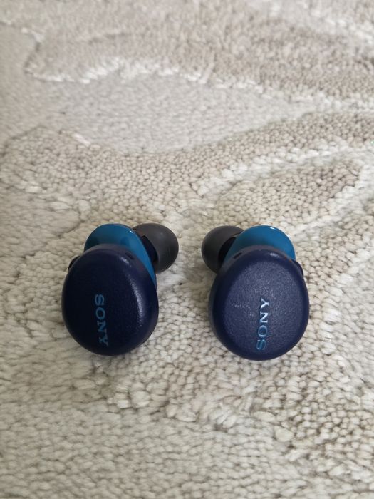 Продам Sony наушники