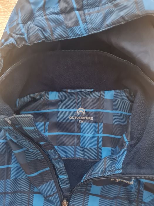 Продам куртку для мальчика