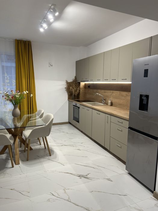 Дава се под наем Къща в Кюстендил, Бузлуджа - 120 кв.м за 1400 € - Снимка #9