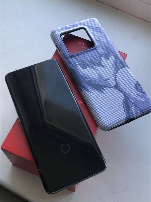 One plus 10 Pro 256/12