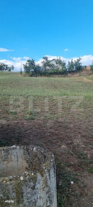 Casa Cu Teren Si Panorama Superba
