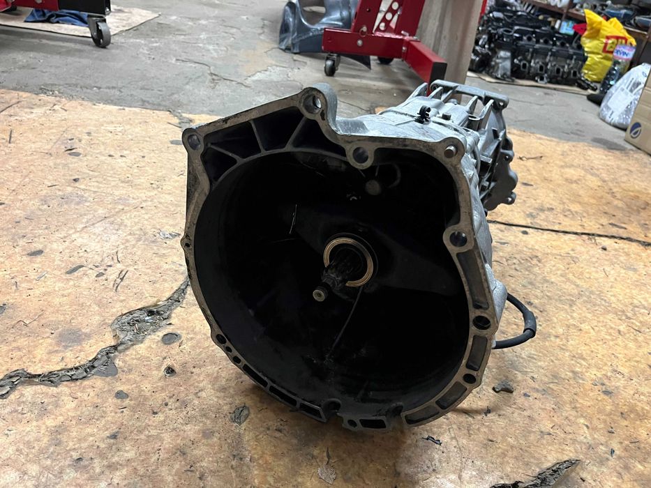 Ръчна скоростна кутия за BMW E46 325xi / 330xi (5 скорости)