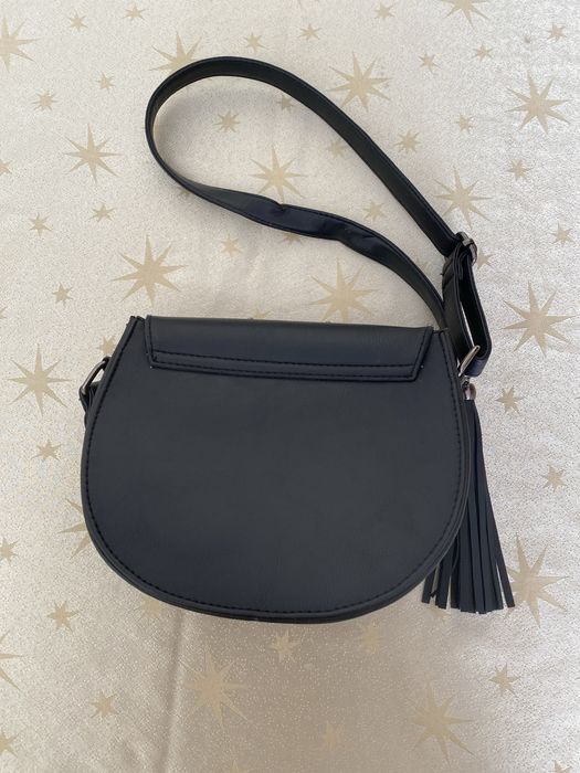 Черна чанта