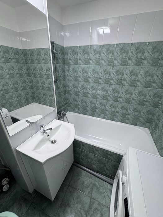 Garsoniera renovata Titan