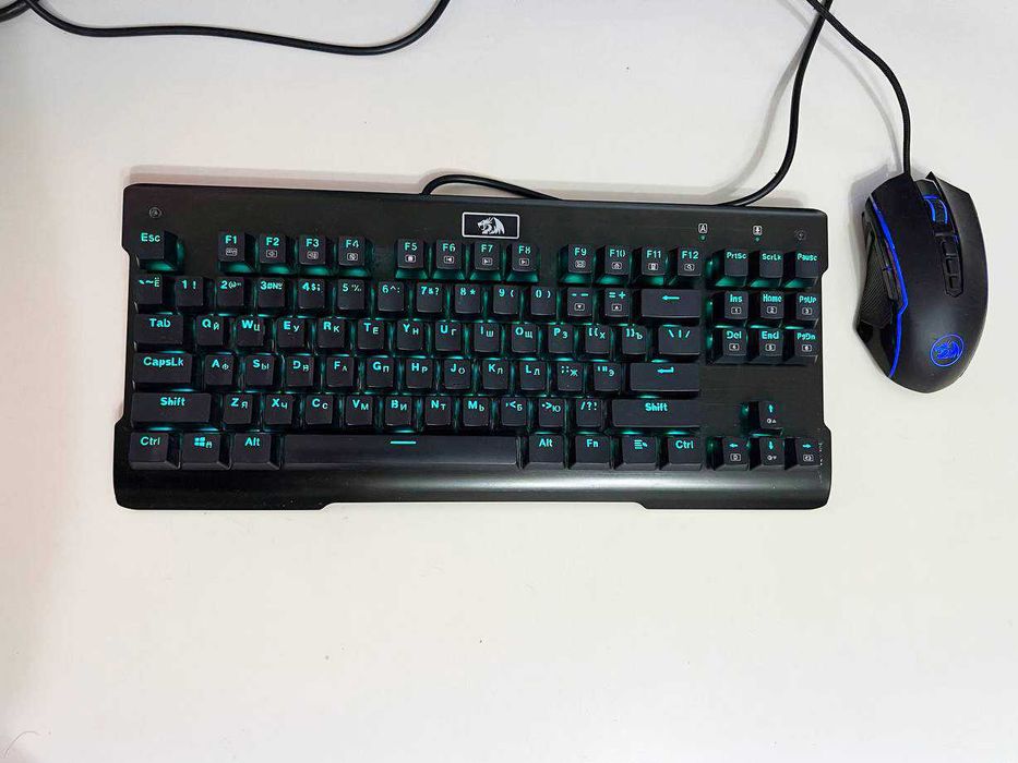 комплект игровых клава мышь