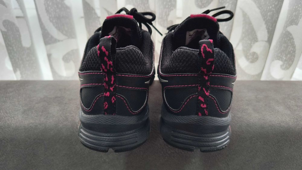 Оригинални дамски маратонки Найк/NIKE, 38.5