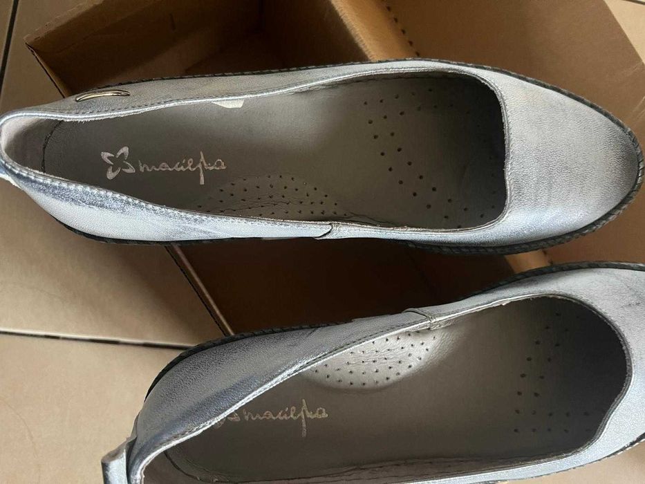 Pantofi piele gri