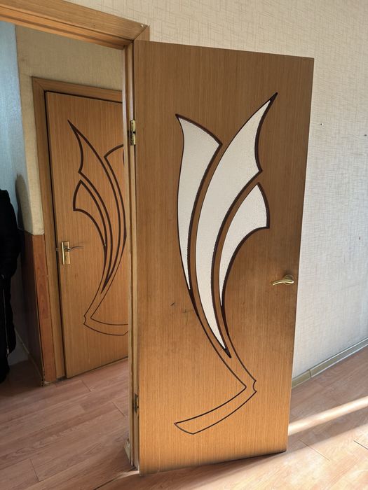 Межкомнатные двери б/у