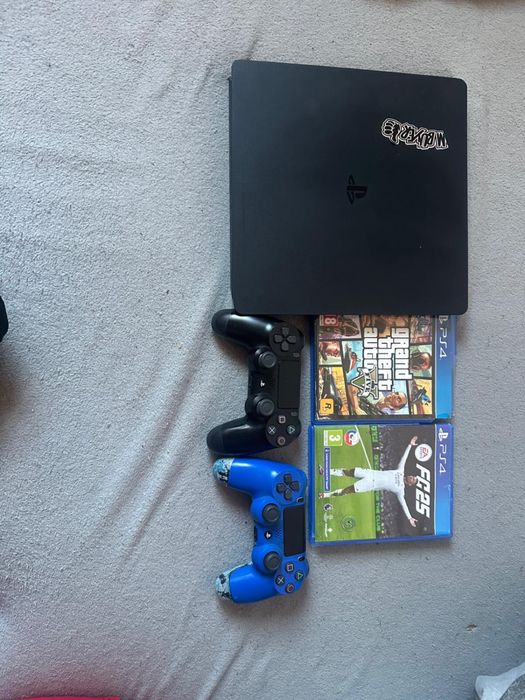 Vand adidasi si ps4