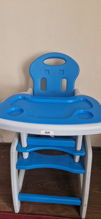 Vând Scaun Juju Albastru