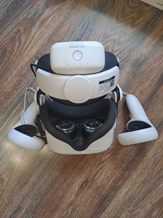 Продам шлем Oqulus Quest 2