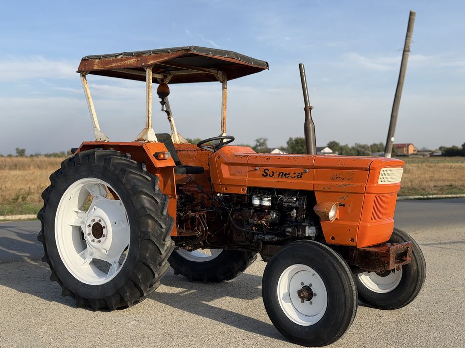 Tractor Fiat/Someca  640 Special Impecabil Model Nou cu Transmisie Maro Stare Originala
