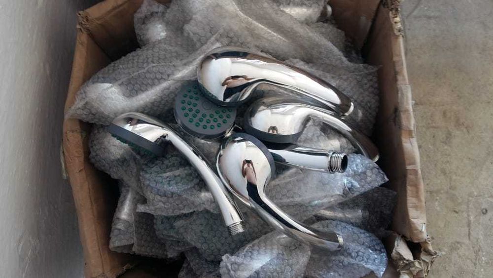 Лейки для душа. Новые в упаковке.