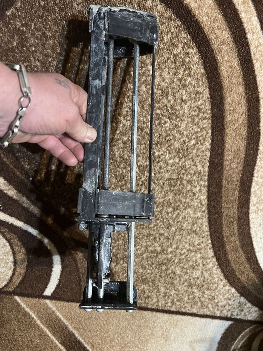 Пистолет за анкерни болтове двоен