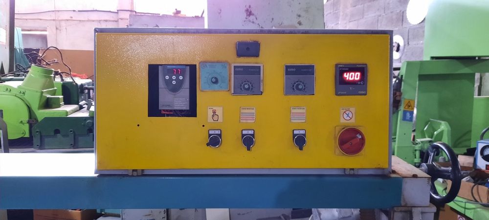 лепило подмазвачка за фурнир на 1300мм.с нагреватели,