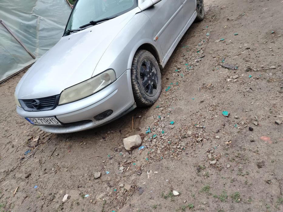 Opel Vectra B 2000 ron
