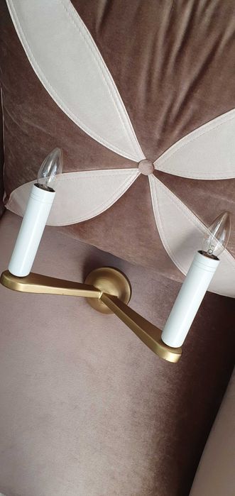 Aplică metalică cu două brațe