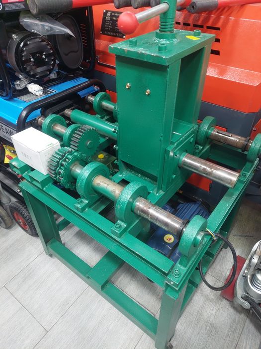 Станок для сгиба трубы (19/76)
DWJ-76A 380B 3KBT