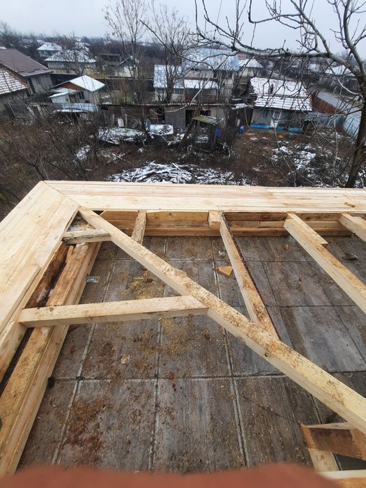 Reparatii acoperisuri montaj tigla