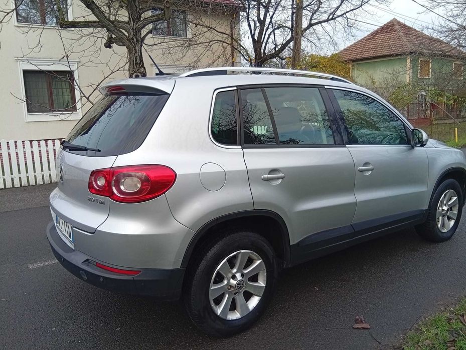 VOLKSWAGEN Tiguan 2010 — imagine 3