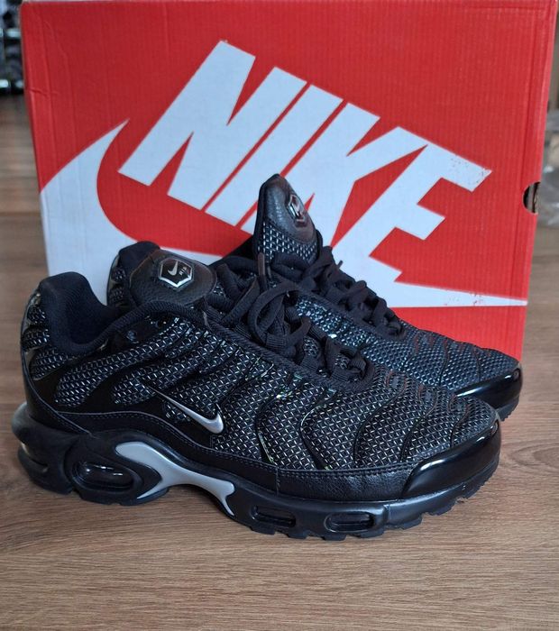 Оригинални Nike Air Max Plus W Blak Silver унисекс маратонки