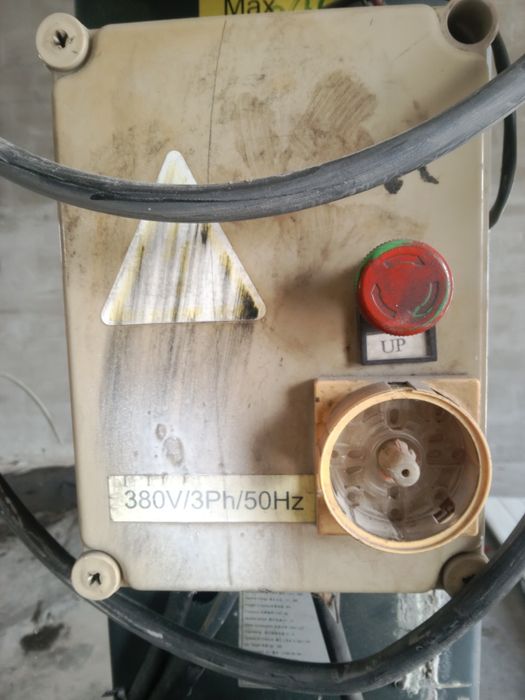 Падемник bosch 3,5тон. Б/у