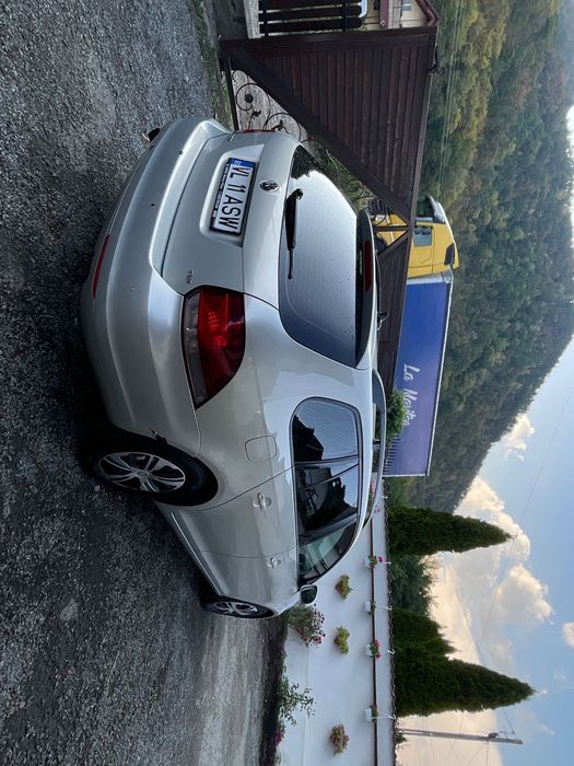 Volkswagen Golf 2012 diesel, 3.718 € — imagine 1