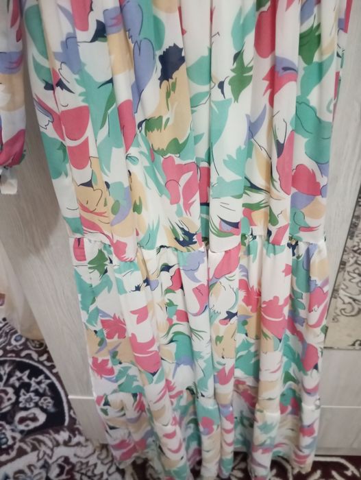 Kiyganda vapshe zoʻr turadigan Shifon koʻylak