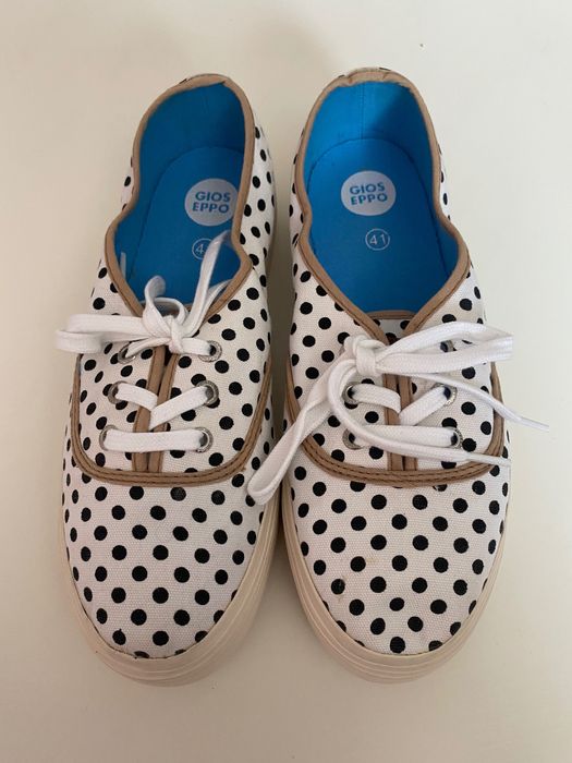 Дамски пролетни обувки