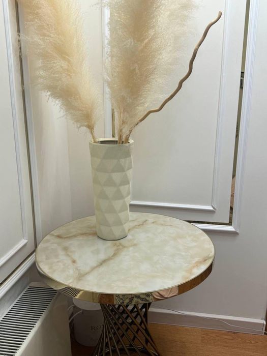 Журнальный столик